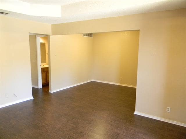 Building Photo - 1069 Westcliff Ave