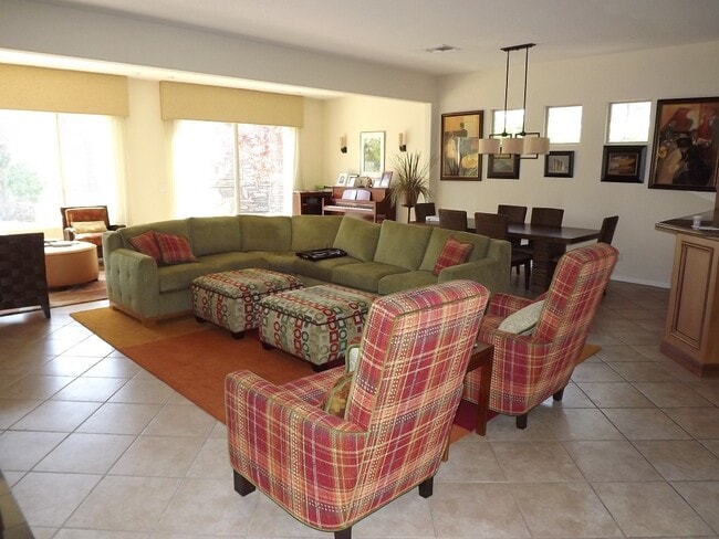 Building Photo - **WONDERFUL SINGLE STORY HOME IN GUARD GATED "ANTHEM COUNTRY CLUB!!"