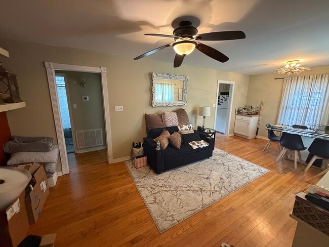Building Photo - 7715 Durvin Dr