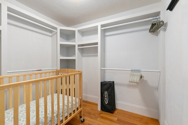 Building Photo - 3 Chapel Way