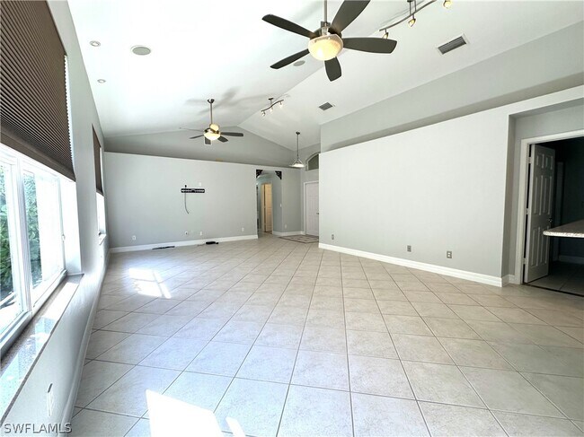 Building Photo - 1356 Triandra Ln