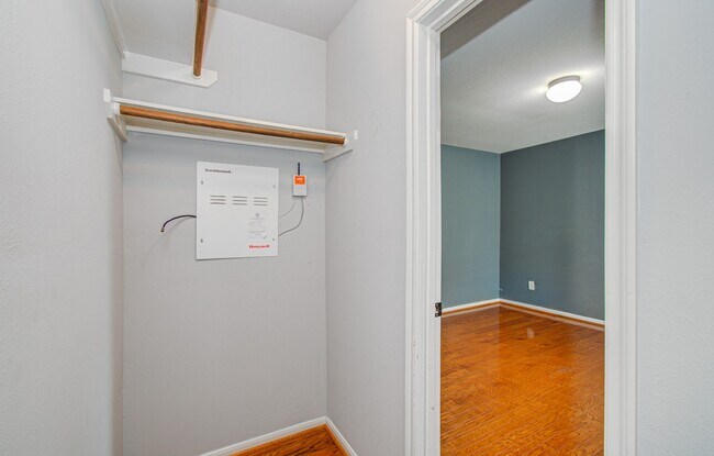 Building Photo - 6307 S Wintersage Ln