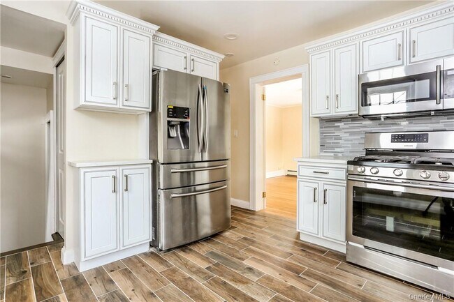 Building Photo - 145 Johnson Rd