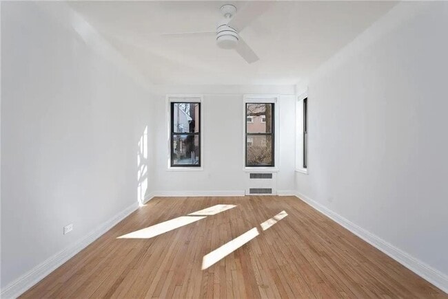 Primary Photo - 415 Ocean Pkwy