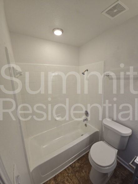 Building Photo - 14505 Highsmith St