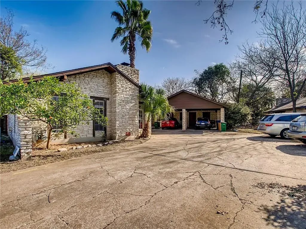 Driveway - 8007 Brockman St