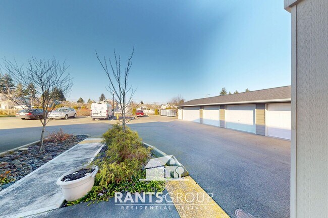 Building Photo - 1 Bedroom ADA unit in the heart of Yelm!