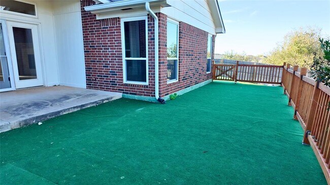 Building Photo - 3209 Grant Rd