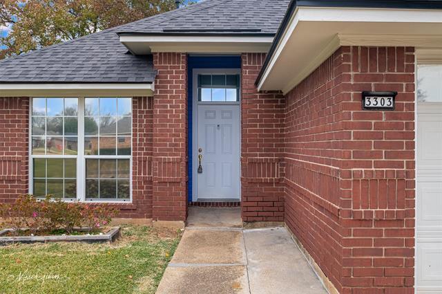 Building Photo - 3303 Salem Pl