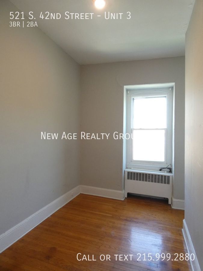 Building Photo - 521 S 42nd St
