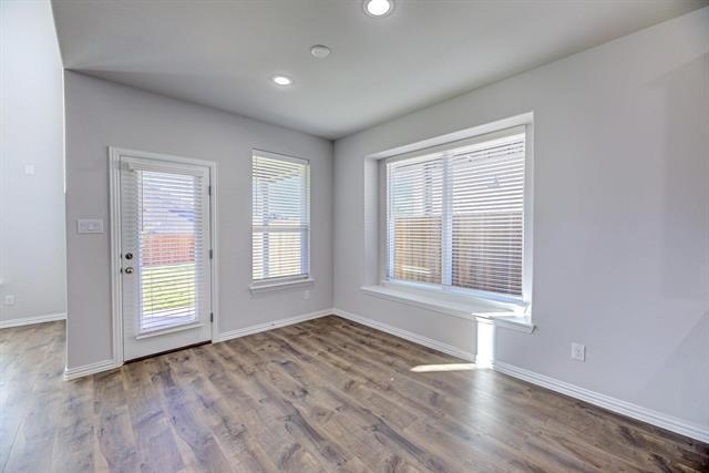 Building Photo - 1012 Rosebay Dr