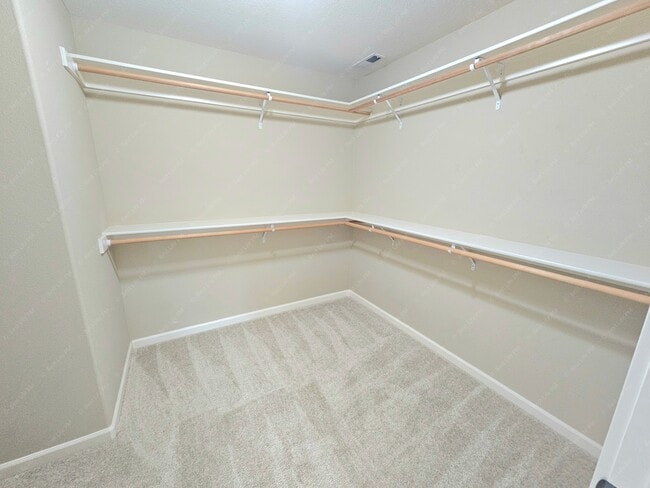 Building Photo - 18421 Brookside Rd