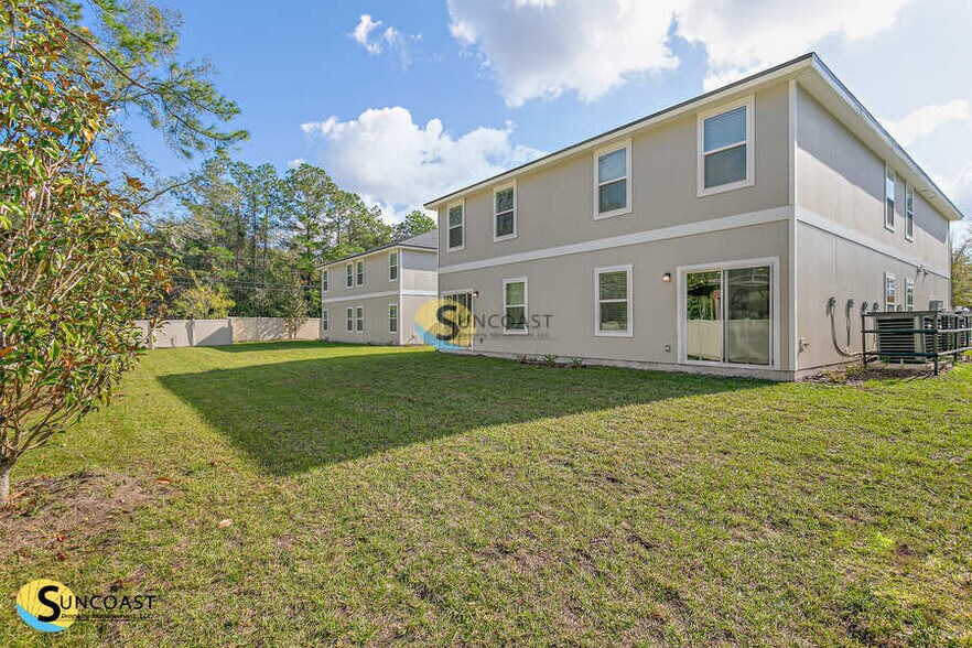 Building Photo - 585 Century 21 Dr