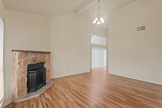 Building Photo - 8731 Croteau Dr