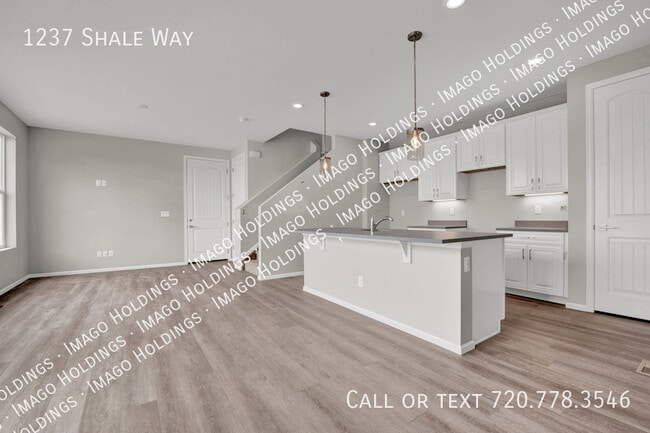 Building Photo - 1237 Shale Dr