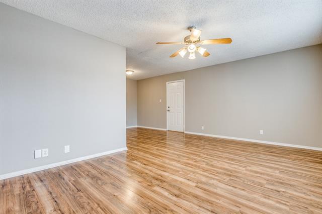 Building Photo - 312 Mockingbird Ln