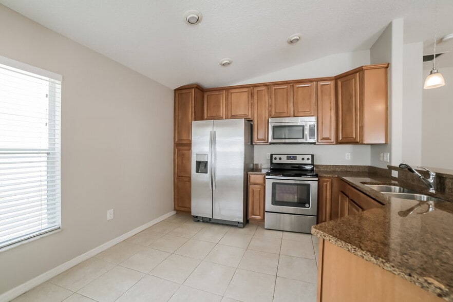Building Photo - 13020 Avalon Crest Ct