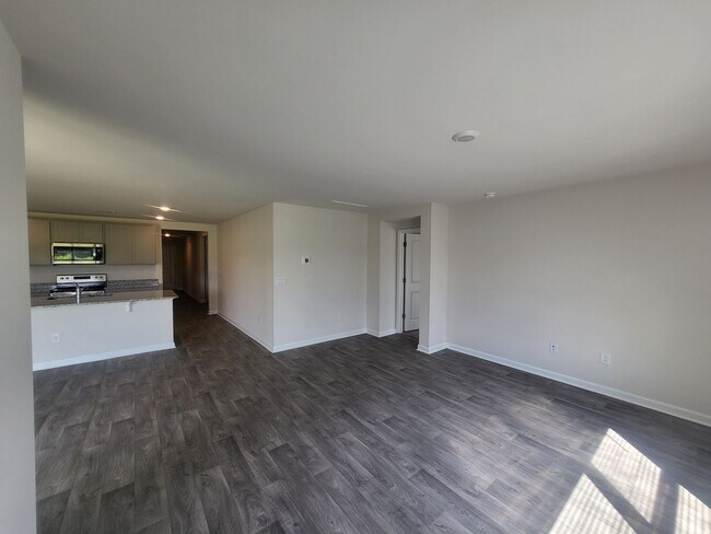 Building Photo - 4 bedroom/2 bath home in Aynor - SPECIAL! ...