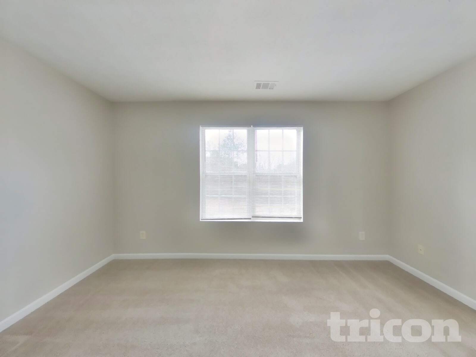 Building Photo - 1401 Lancaster Ct