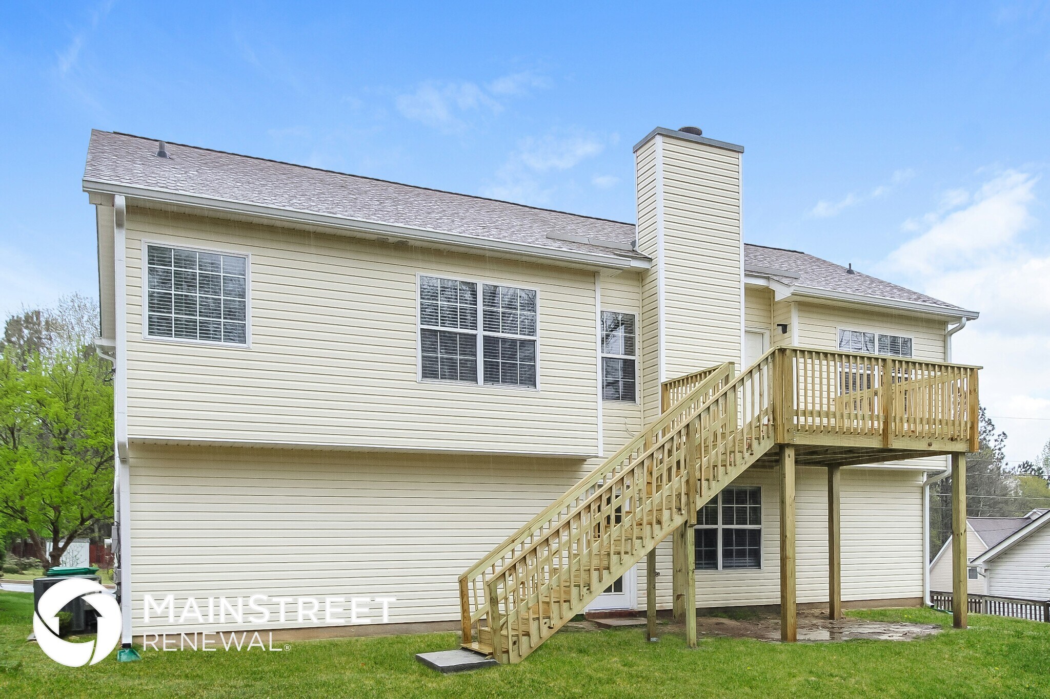 Building Photo - 1286 Live Oak Terrace