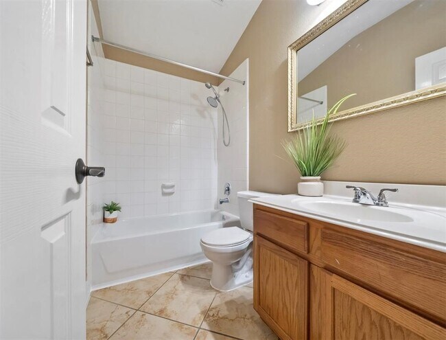 Building Photo - 2012 Roaring Springs Dr