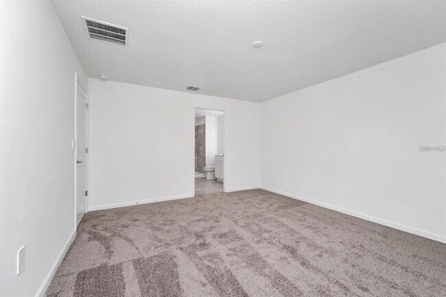 Building Photo - 4057 Ambrose Ave