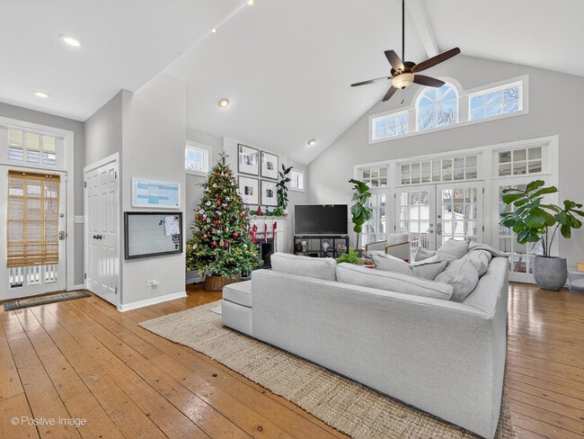 Building Photo - 4206 Central Ave