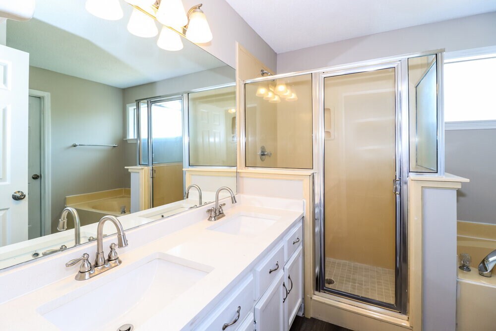 Building Photo - 1123 Dove Hollow Cir W