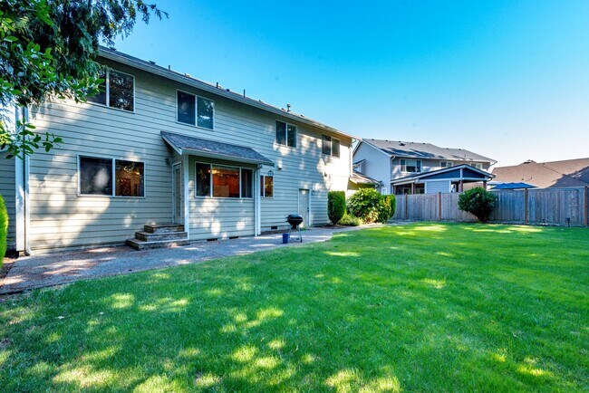 Building Photo - 2709 17th Ave Ct SW