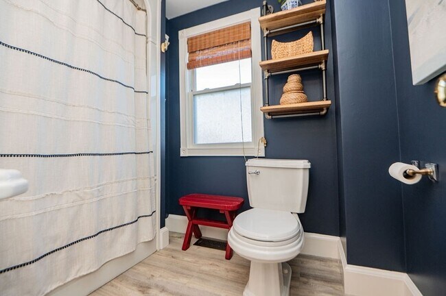 Building Photo - 57 Summer St