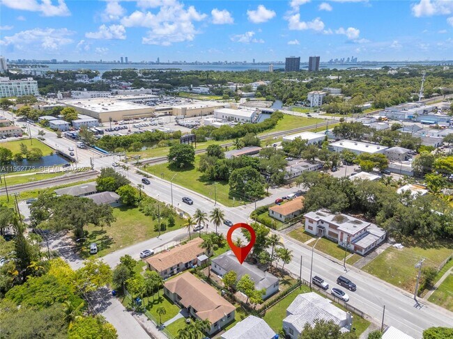 Building Photo - 351 NE 82nd St