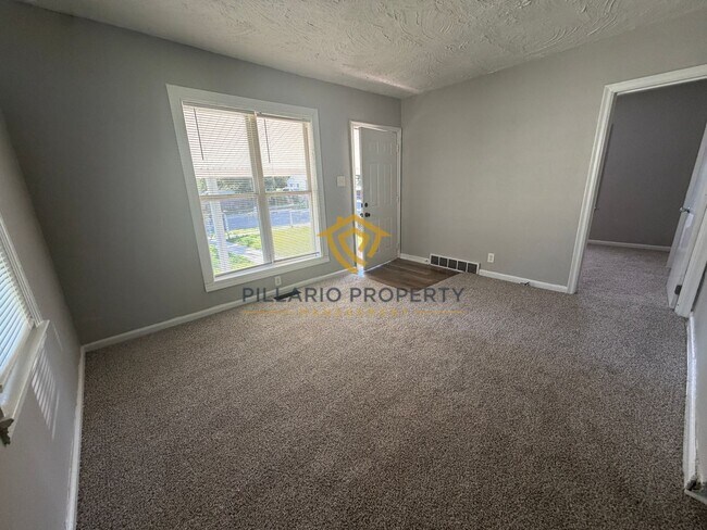 Building Photo - 3270 Ralston Ave