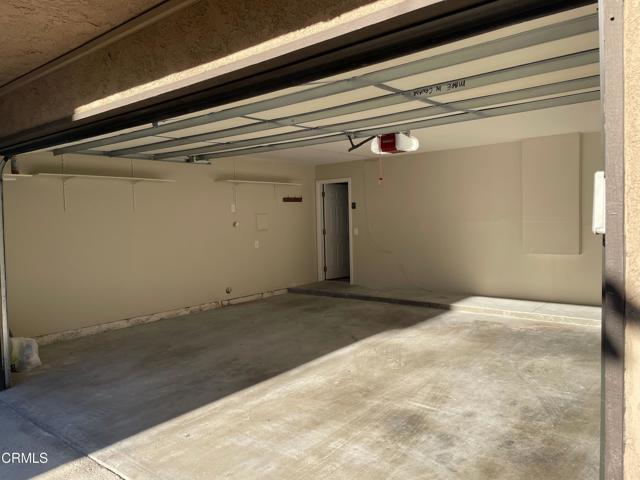 Building Photo - 852 N Monterey St