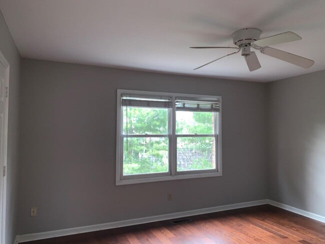 Building Photo - 1129 Turkey Foot Rd