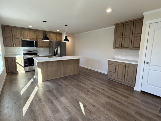 Building Photo - 7250 US-89