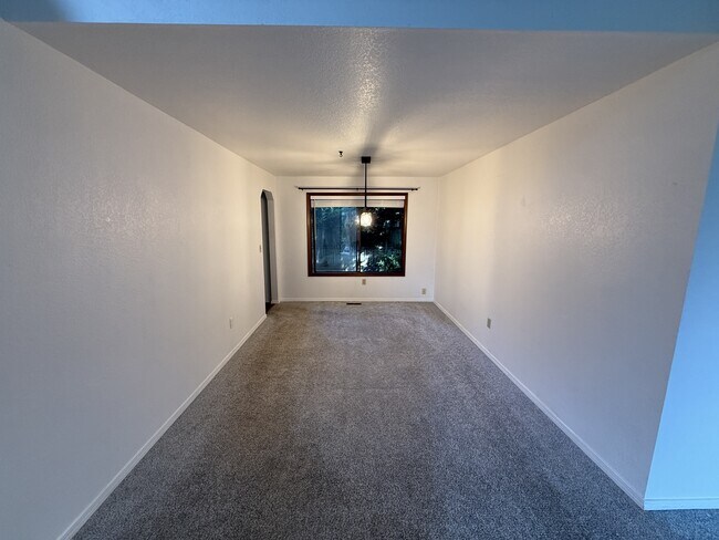 Building Photo - 4102 209th Pl NE