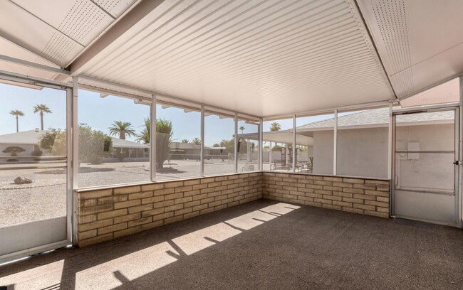 Building Photo - Great home in an active 55+ community!