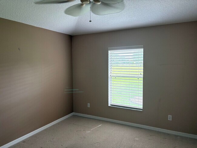 Building Photo - 900 Windward Way