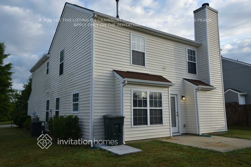 Building Photo - 737 Willow Bay Dr