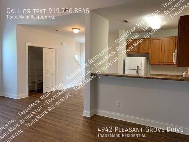 Building Photo - 4942 Pleasant Grove Dr