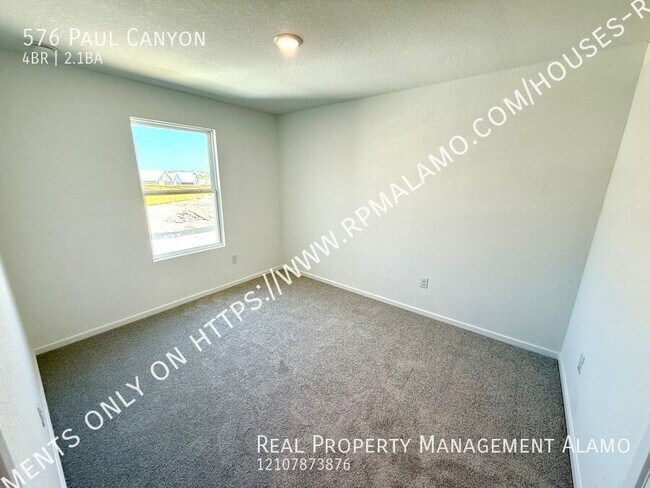 Building Photo - 576 Paul Cyn