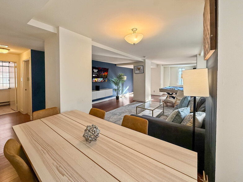 Building Photo - 111-23 N 15th St