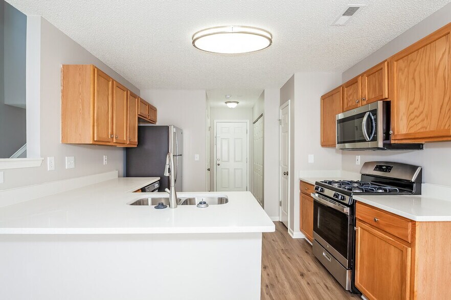 Building Photo - 3035 Teton Dr