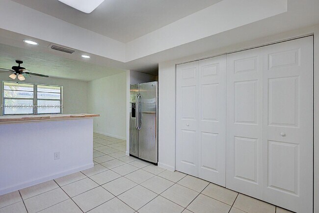 Building Photo - 25442 SW 107th Ave
