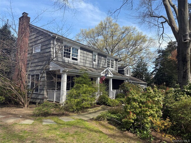 Building Photo - 21 Westbank Rd