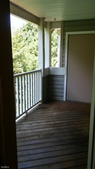 Building Photo - 1440 Collegiate Cir
