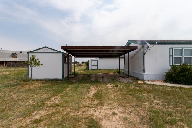 Building Photo - Charming Home on a Spacious Lot with No HOA!
