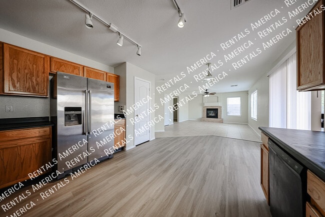 Building Photo - 6234 W Southgate St