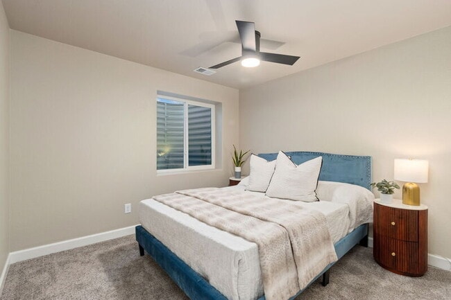 Building Photo - 7578 Little Fox Ln