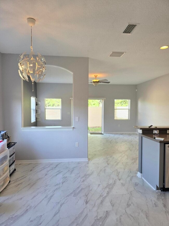 Building Photo - 1112 Andrew Aviles Cir